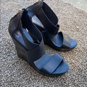 Diane von Furstenberg black wedges